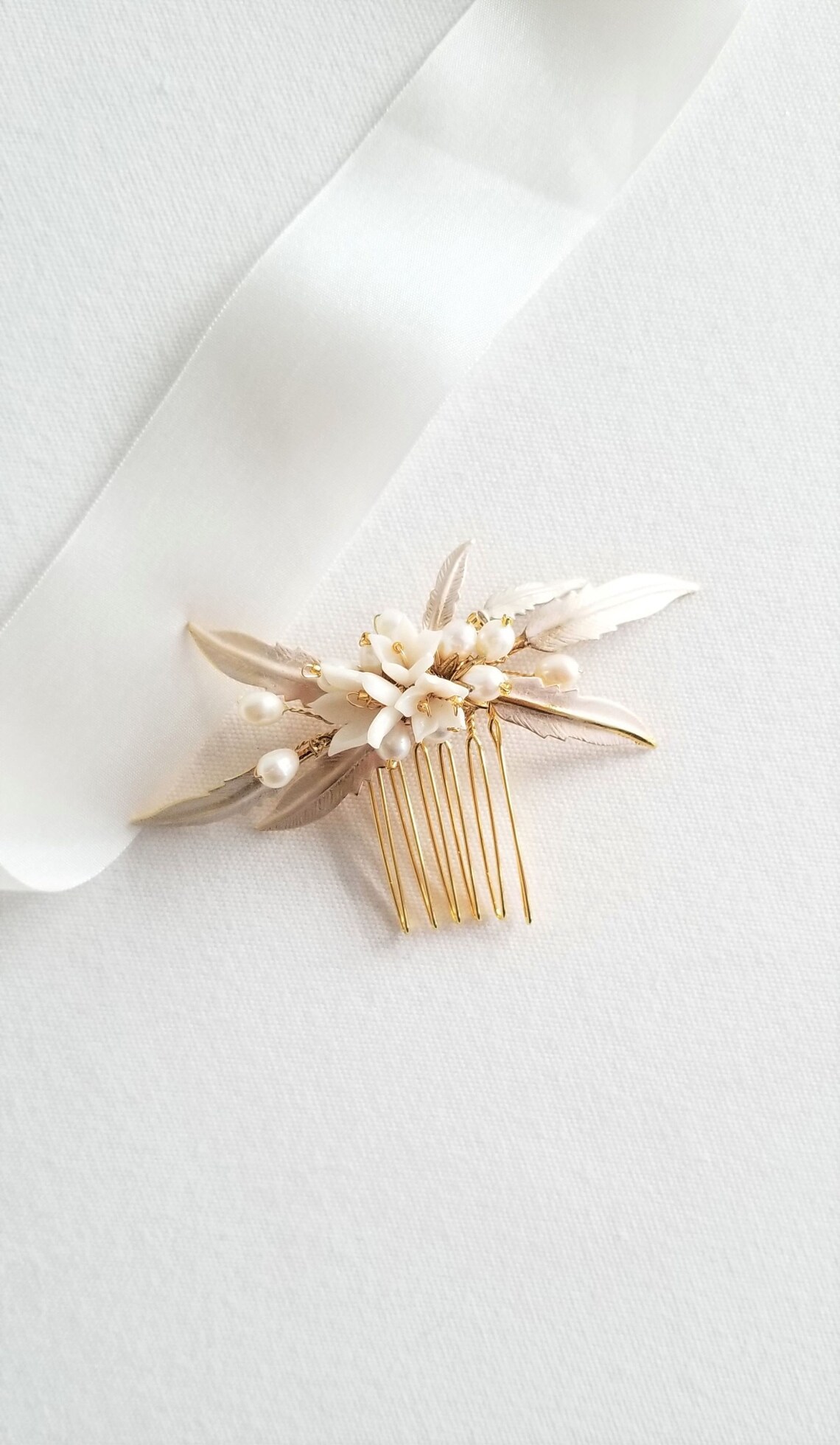 Clay Floral Hair Comb