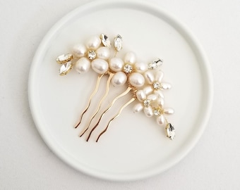 Freshwater Pearl Bridal Hair Comb, Small Pearl Crystal Wedding Hair Accessory