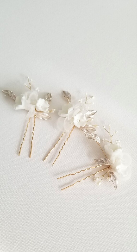 Daisy Hair Pins, Floral Hair Pins Hair Accessories for Rustic Wedding.  Summer Wildflower Bridal Headpiece , Hippie Hair Pins 