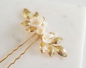 Gold Wedding Hair Pin with Clay Flowers, Gold Floral Bridal Hair Pins, Porcelain Flower Hair Pins