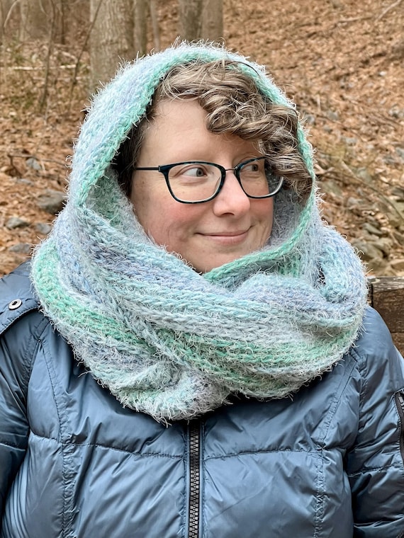 Teal Crochet Infinity Scarf: Fuzzy Cloud Yarn, Elegant Loop