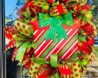 Winter Wonderland Blue & Silver Christmas Wreath – Elegant Holiday