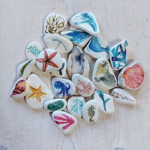 Ceramica di spiaggia decorata con carta