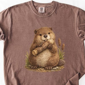 Beaver Vintage Faux Patchwork-skjorta - Quilted Northwoods Animal T-shirt - Komfortfärger