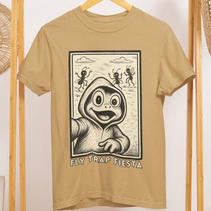 Excited Frog In Hoodie Taking Selfie Vintage T-shirt, Happy Toad & Partying Flies Meme Cartoon Style Tshirt,  Fly Trap Fiesta Humor Shirt