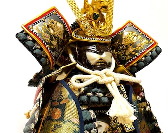 Vintage Japanische Samurai Rüstung Yoroi Kabuto, Goldener Drache & Grüner Achat, Kamakura Stil, Made in Japan 1985