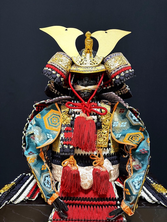 Vintage Gold Lion Samurai Armor, Red Odoshi Kabuto Helmet, Sengoku