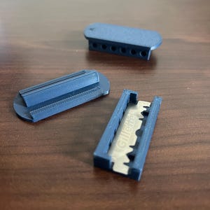 Single Edge Blade Dryer - Safe & Compact Blade Storage | Reusable Safety Razor Blade Box | SE Razor | SE Blade