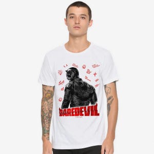 Daredevil Born Again T-Shirt, Men&#39;s Women&#39;s Sizes Tee (DVL-630116)