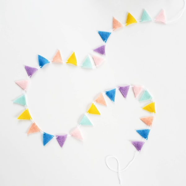 Oh The Places You'll Go Bunting - Custom Triangle Banner - Dr Seuss Party Banner - Hot Air Balloon Garland - Seuss Baby Shower