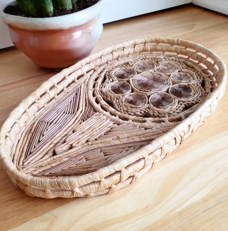 Flower Design Woven Tray Basket image 4