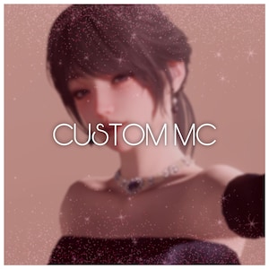 Peut inclure: Image d'une personne aux cheveux foncés, portant une robe sombre et un collier avec une pierre bleue. Le texte "CUSTOM MC" est superposé à l'image, sur un fond rose doux avec des effets scintillants.