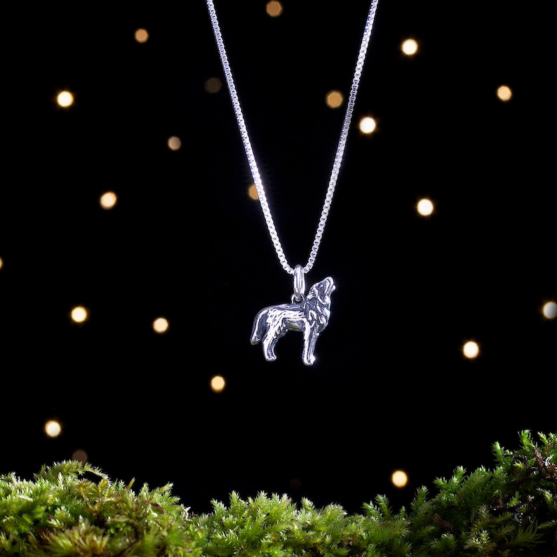 Sterling Silver Little Howling Wolf VERY SMALL, 3D Double Sided Charm Only or Necklace imagem 1