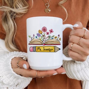 Personalized Teacher Mug with Name, Custom Teacher Appreciation Mug, Back to School, Teacher Retirement Gift for Her, Teacher coffee gift White