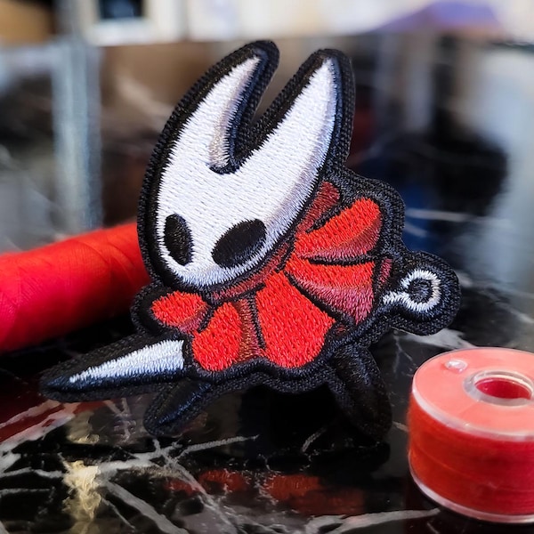 Hornet - Hollow Knight Silksong Stickereiaufnäher