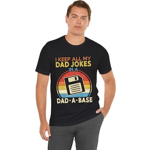 私の父親のジョークはすべて、Dad-A-Baseの男性用ヴィンテージTシャツに入っています。お父さん、パパ、おじいちゃん、おじいちゃんへの面白い父の日誕生日プレゼント