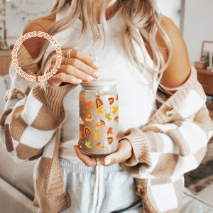 Retro Fall Rainbow Leaves Sipper Glass Cup Bamboo Lid with Glass Straw coffee glass gift for women Cute Iced Coffee Mug Cozy Fall Glass Can