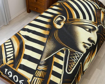 Majestic Pharaoh Samt-Plüschdecke: Ägyptischer Deko-Überwurf