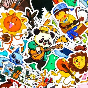 Lot de 50 bandes d'animaux aléatoires, autocollants imperméables sur le thème de la musique, autocollants dessin animé mignon, lot d'autocollants pour instruments de jeu d'animaux