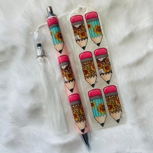 TEACHER bookmark and pen set