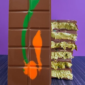 Velvet Dubai Chocolate Bar - Stuffed Luxury Gourmet Treat with Pistachio & Kataifi Kunafa | Perfect Chocolate Gift 235g/8.3oz