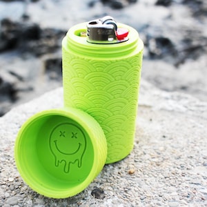 Triple Joint & Bic Holder | The Adventurer (Original Size) | 3D Print Pre-Roll Stash Tube Case | Water/Airtight Seal | Choose Your Color!