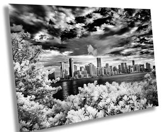 Impresión artística infrarroja del horizonte de Miami: decoración de pared con un espectacular paisaje urbano