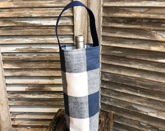 Wine Carrier Blue White Buffalo Check Wine Bag Wine bag Holiday Wine Tote Hostess Gift Wine Accessory Gift Idea Wine Gift Wine Caddy