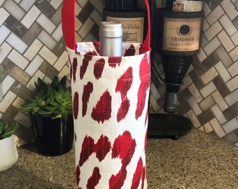 Animal Print Christmas Wine Bag Red White Wine Carrier Holiday Wine Tote Hostess Gift Wine Accessory Christmas Gift Wine Lover Gift Cheers