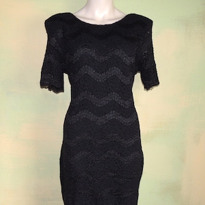 M 80s Black Lace Dress Curvy Hourglass Beaded Neckline Plunge Back All Lace Overlay Wiggle Cocktail Dress VFG