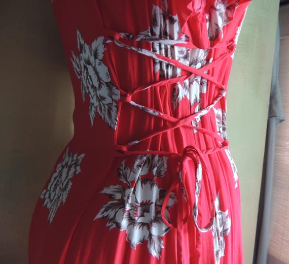 10 M  80s Cruise Red Rayon Dress Tropical Floral … - image 8