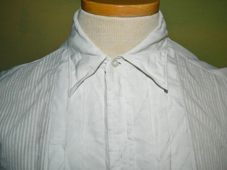 1533 Men/'s Small 30s 40s Sanforized Buttonless Tux Shirt Old West Wedding Long Sleeve Arrow Mitoga Shoreham Union Made in the U.S.A.
