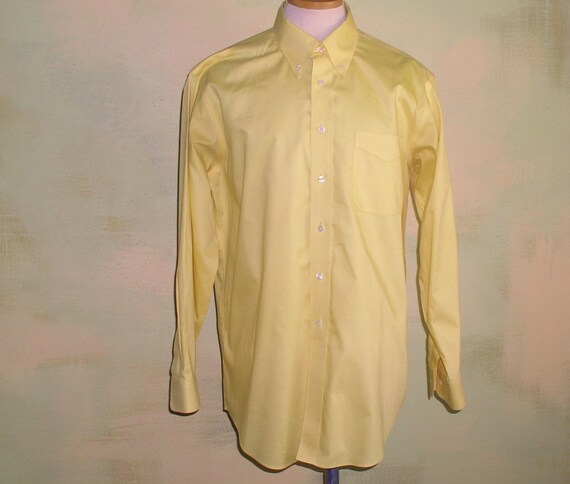 16 1/2 35 dress shirt L 16-1/2 35 Men's Deep Yellow Dress Shirt Paul Fredrick VFG