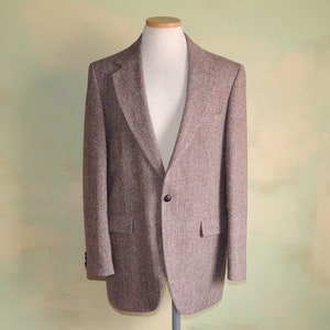 40 Vintage Harris Tweed Sport Coat Jacket Brown Herringbone Wool Tweed Two Button Blazer Mens VFG