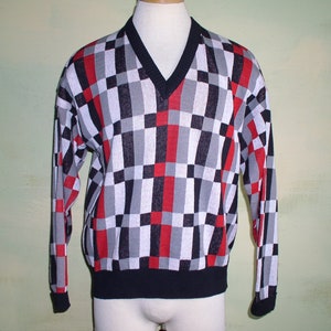 M Vintage 70s Geometric Design Mens Ski Sweater London Fog Red Black White Cotton Color Block Made in the USA VFG
