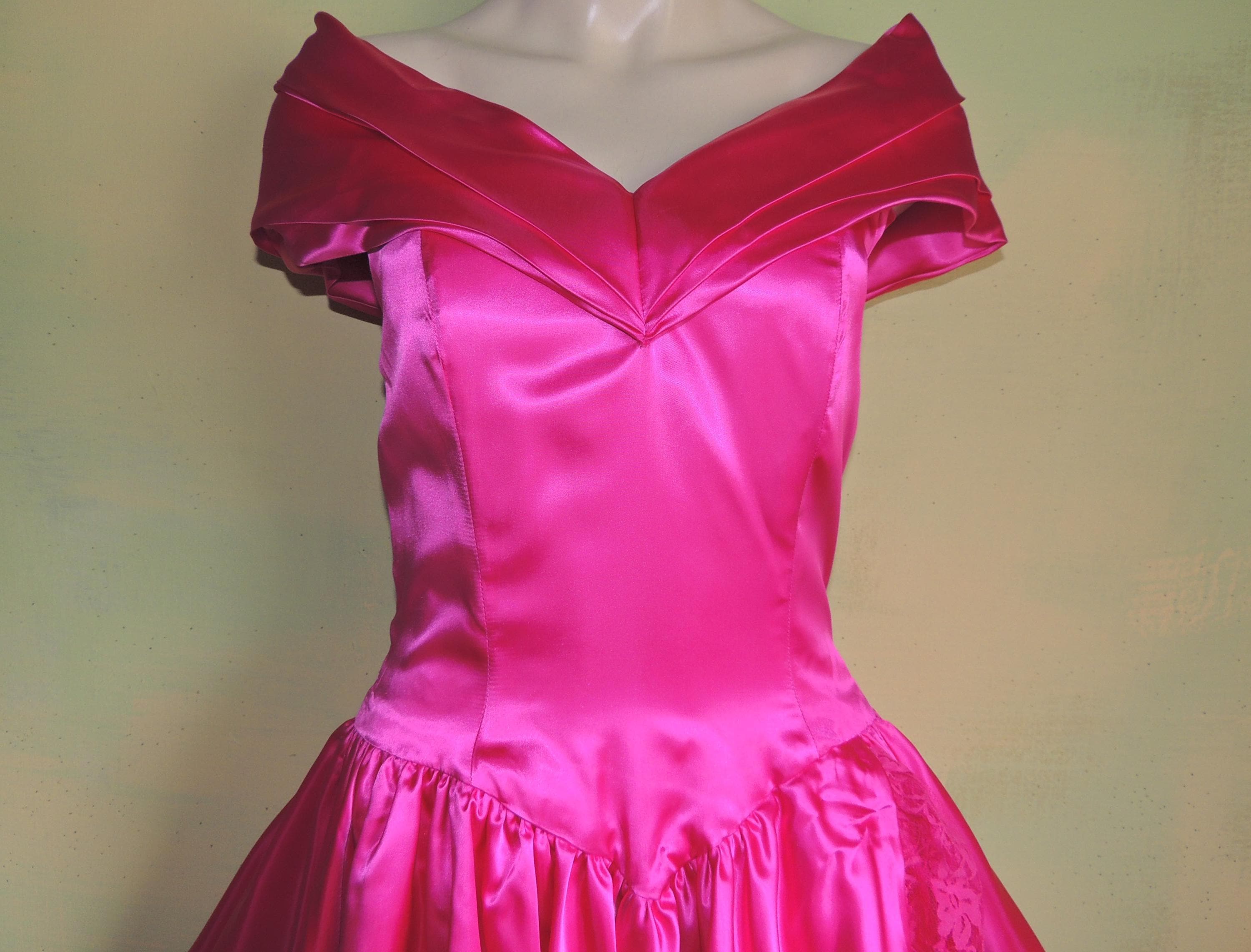 Vintage 80s Prom Dress: Hot Pink Satin, Lace, Off-shoulder, Full Skirt -  Etsy