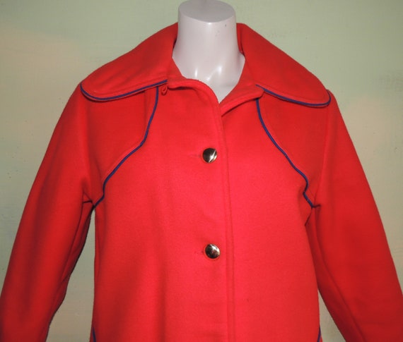 M 60s Mod Coat Red Felted Wool Coat Quilted Linin… - image 5