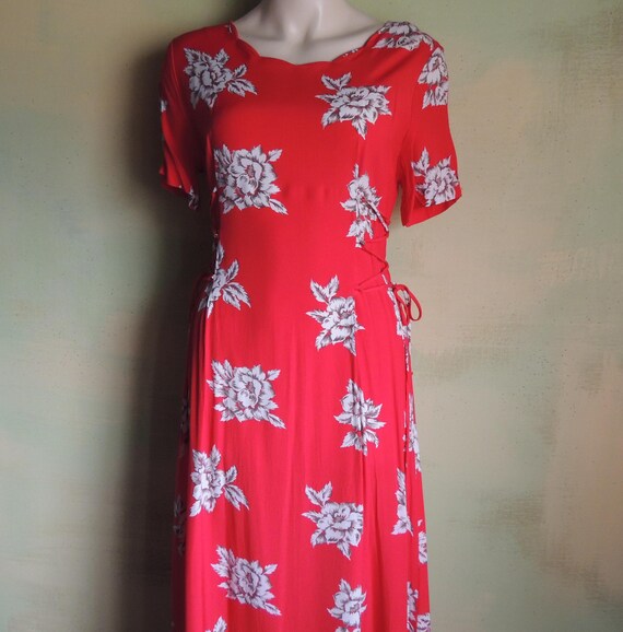 10 M  80s Cruise Red Rayon Dress Tropical Floral … - image 16