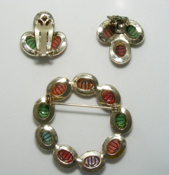 60S Etruscan Scarab Jewelry Pin Earrings Set Demi… - image 4