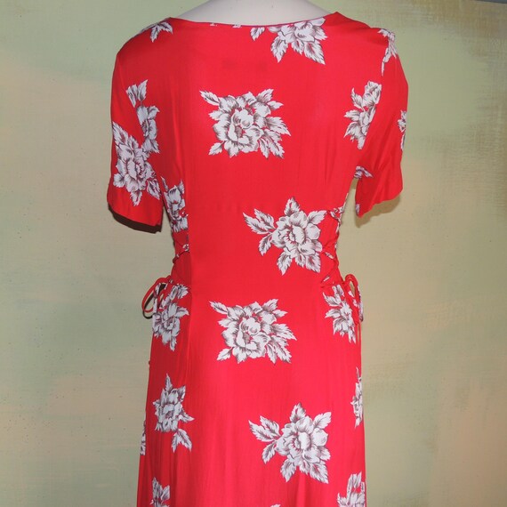 10 M  80s Cruise Red Rayon Dress Tropical Floral … - image 9