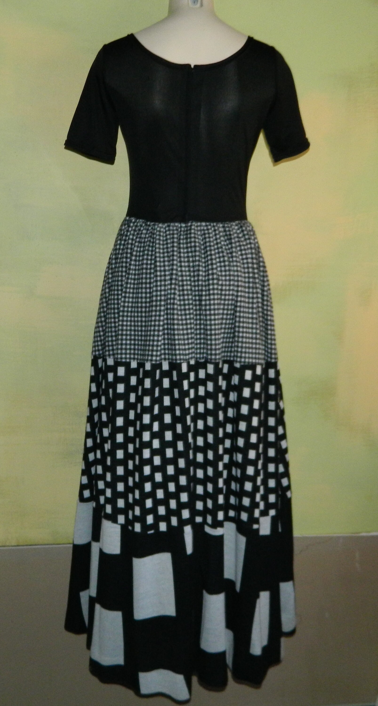 トップス m S M 70s Black and White Checkered Maxi Dress Jersey Knit