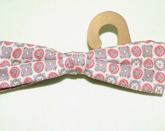 Mid Century Modern 60s Bow Tie Pale Gray and Turkish Red Medallion Pattern Clip On VFG