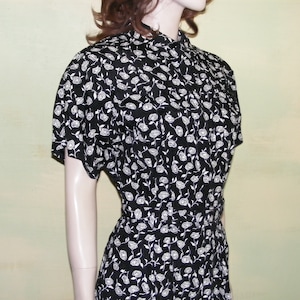XS S 80s Cabbage Rose Print Black / Tan 80s Dress Shirtwaist Tailored Pleated Bodice Pencil Skirt Clifford and Wills Vintage Made in USA VFG