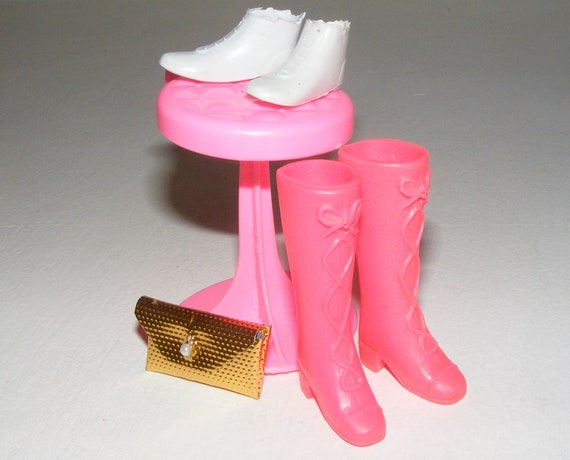 barbie pink boots