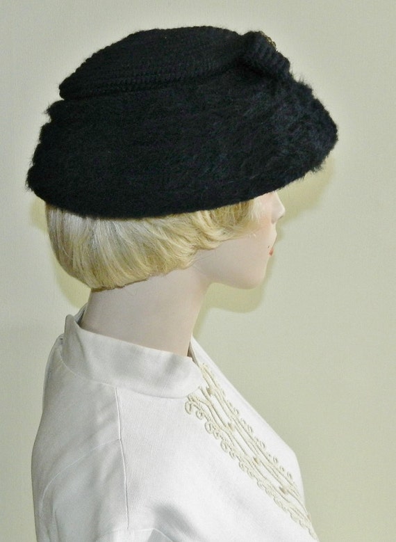 1950s Black Fuzzy Wool Everitt Needlepoint Origin… - image 5