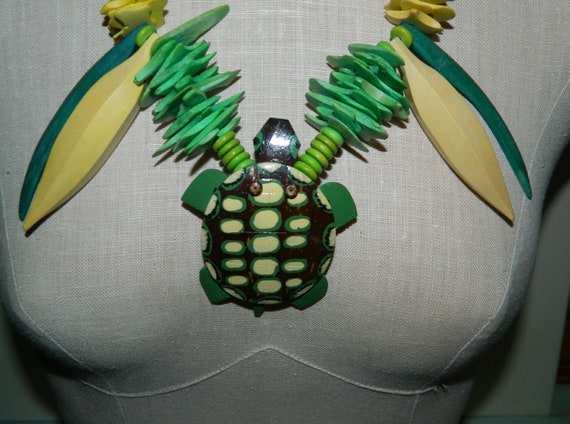 Vintage Diane Moss Artisan Turtle Necklace Carved… - image 2