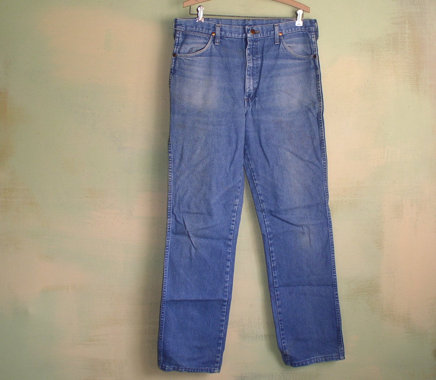W 34 L 32 60s 70s Vintage Made in the U.S.A. Wrangler Jeans W 34 L 32 60s 70s Vintage Made in the U.S.A. Wrangler Jeans