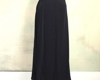 M Long Black Wrap Skirt 100% Rayon Made in the USA Waist 29 Vintage 80s Moda Intl VFG