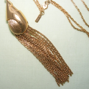 70s Sparkling Gold Plated Monet Tassel Necklace Modernist Teardrop Pendant Cable Chain VFG