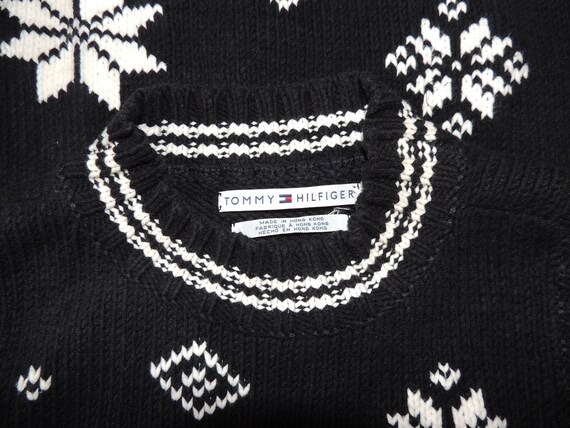 M Vintage 1990s Tommy Hilfiger Snowflake Sweater … - image 4